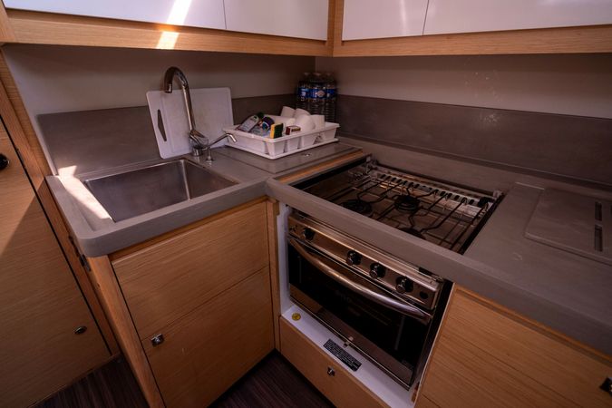 Dufour 470 | Megalodonte