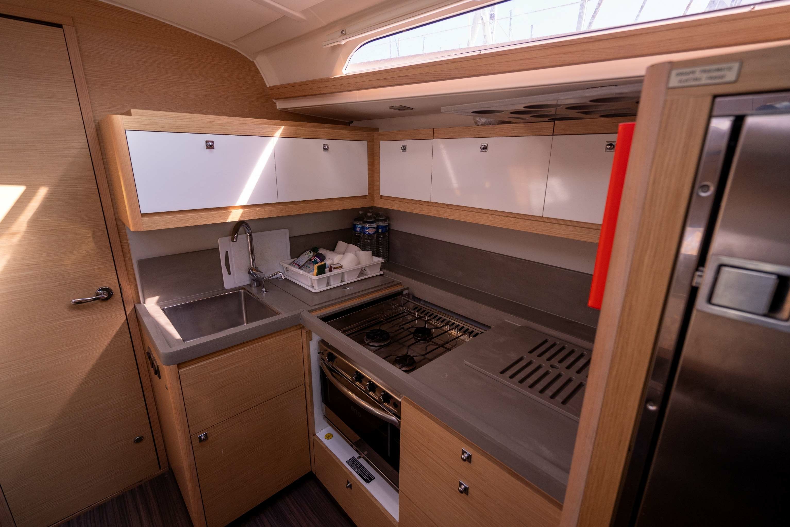 Dufour 470 | Megalodonte