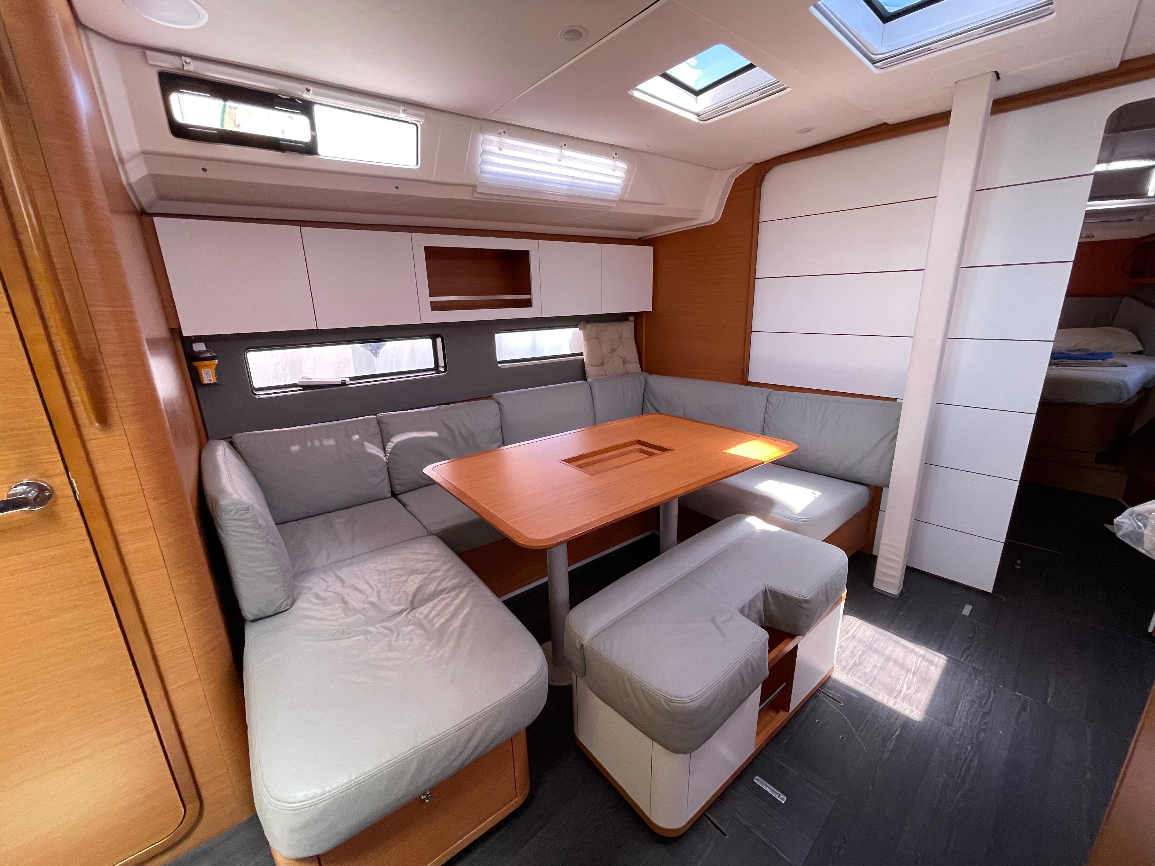 Dufour 41 | Zephyrus