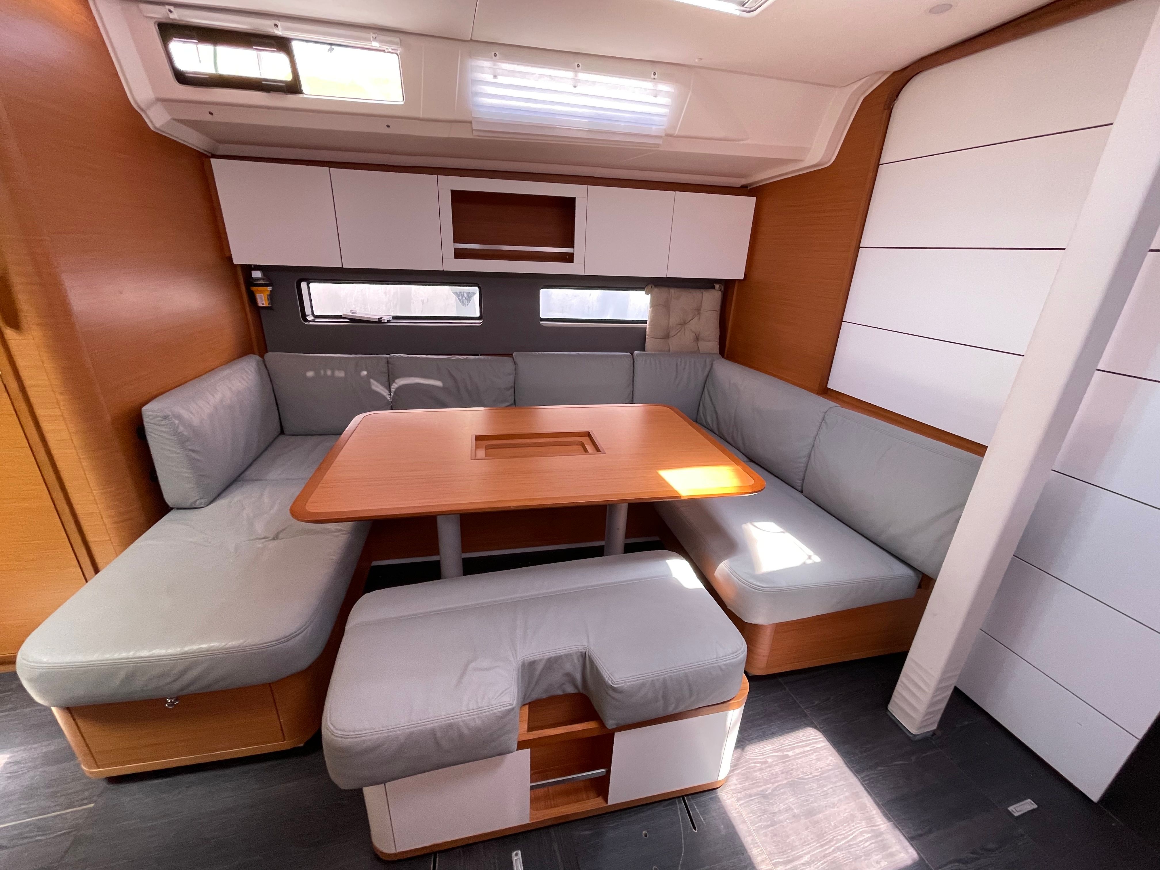 Dufour 41 | Zephyrus
