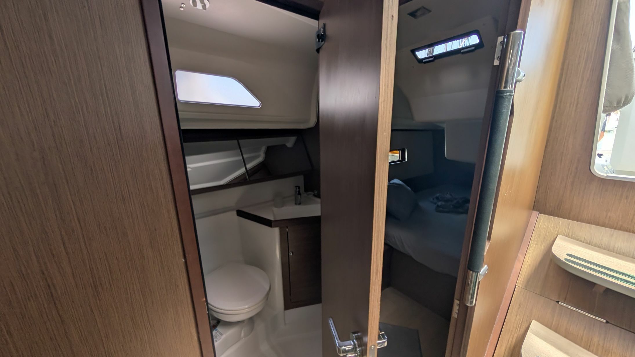Beneteau Oceanis 40.1 | Madelon