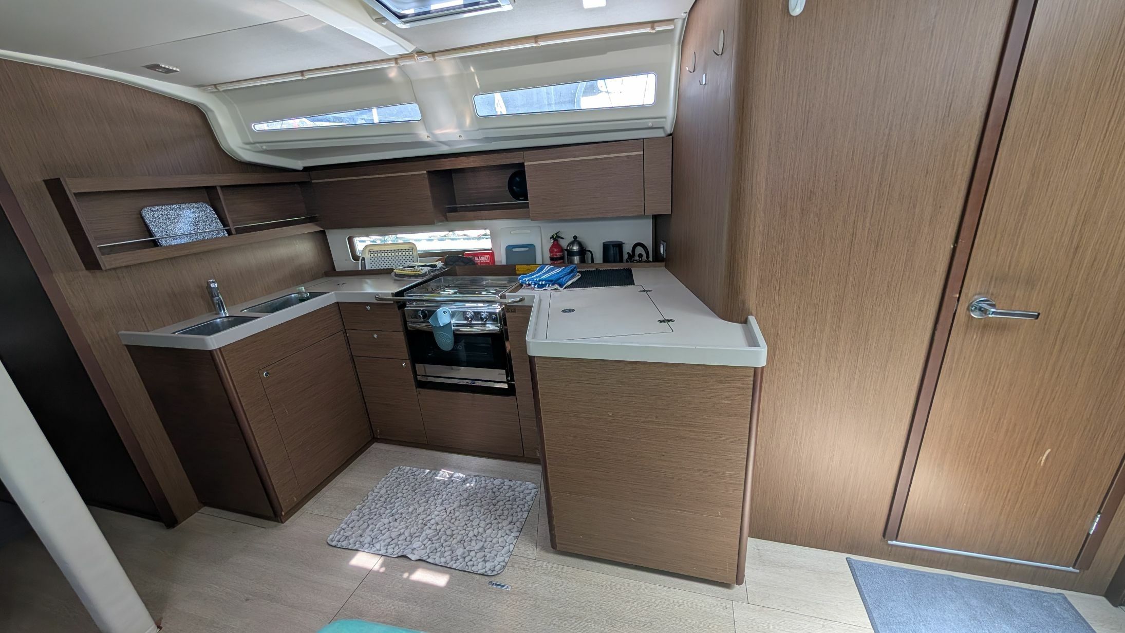 Beneteau Oceanis 40.1 | Madelon