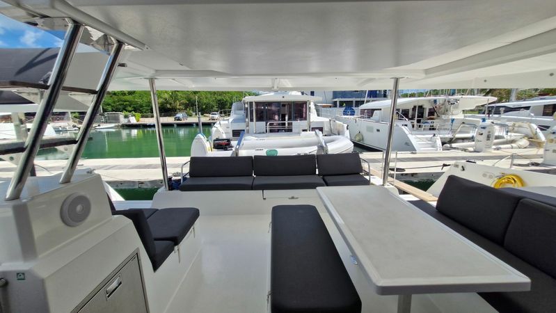 Fountaine Pajot Elba 45 | Skippycat