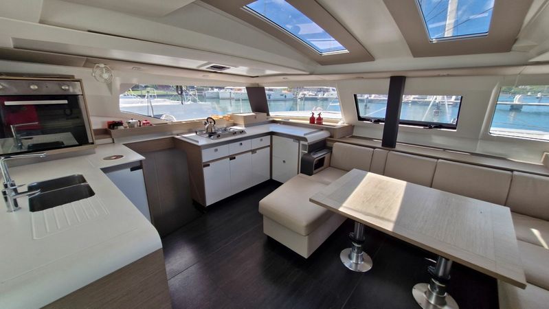Fountaine Pajot Elba 45 | Skippycat