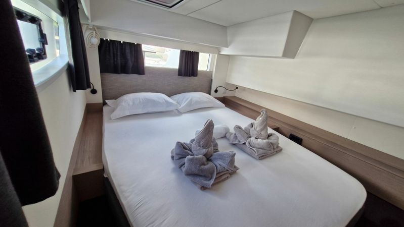 Fountaine Pajot Elba 45 | Skippycat