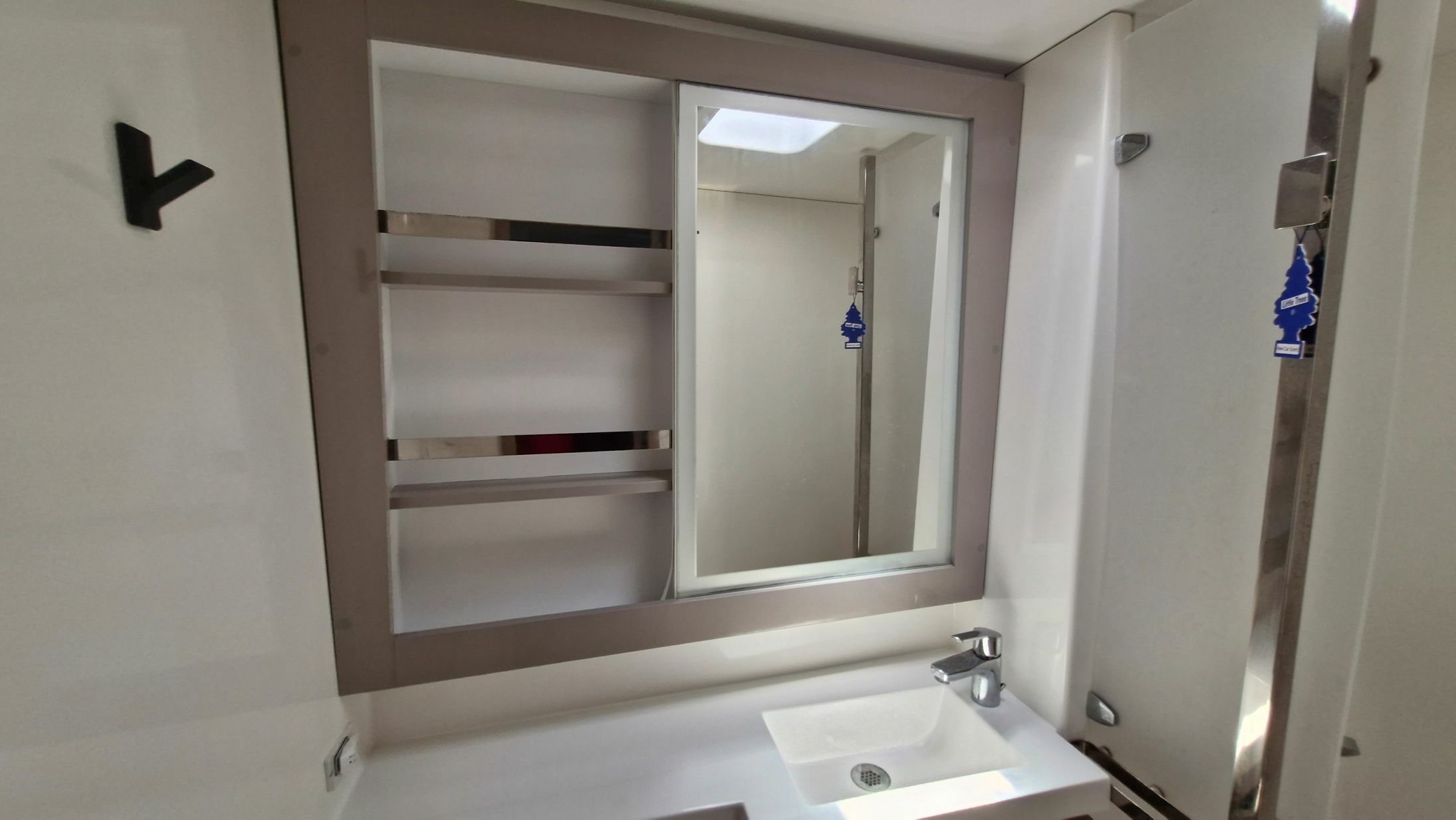 Fountaine Pajot Elba 45 | Skippycat