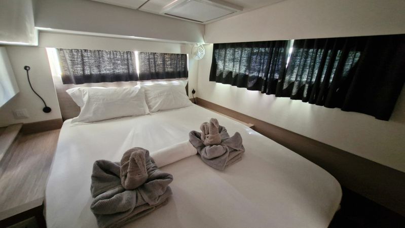 Fountaine Pajot Elba 45 | Skippycat