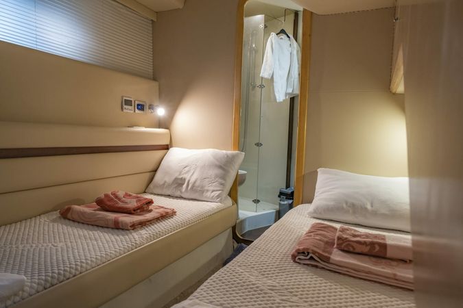 Ferretti 550 | Mega Ladon