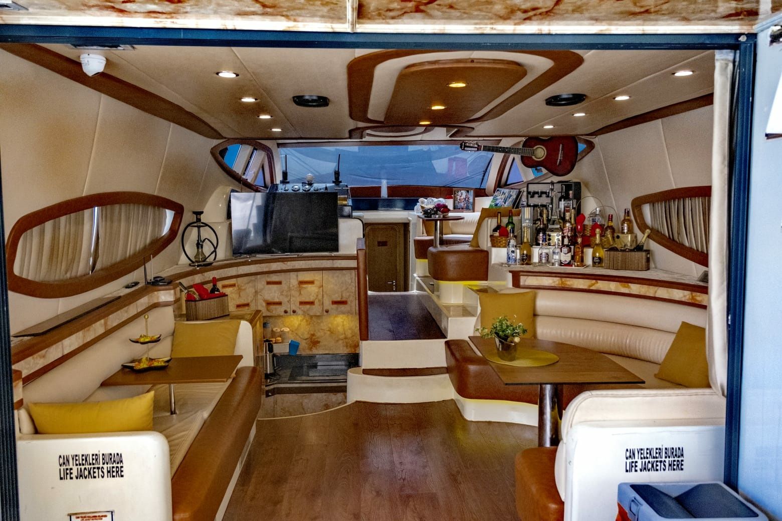 Ferretti 550 | Mega Ladon