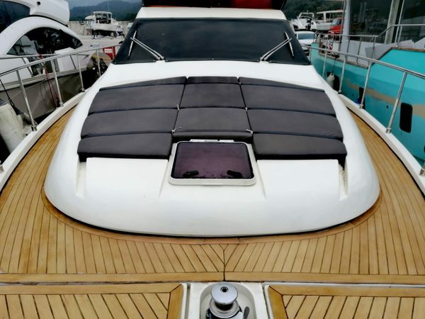 Ferretti 550 | Mega Ladon