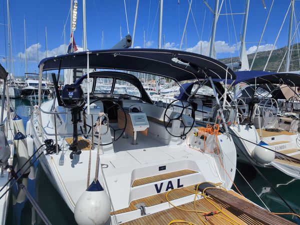 Bavaria Cruiser 46 | Val