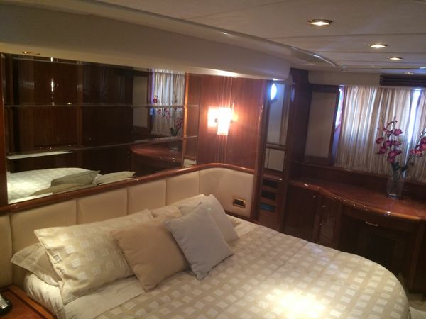 Azimut 80 | The Albatroz