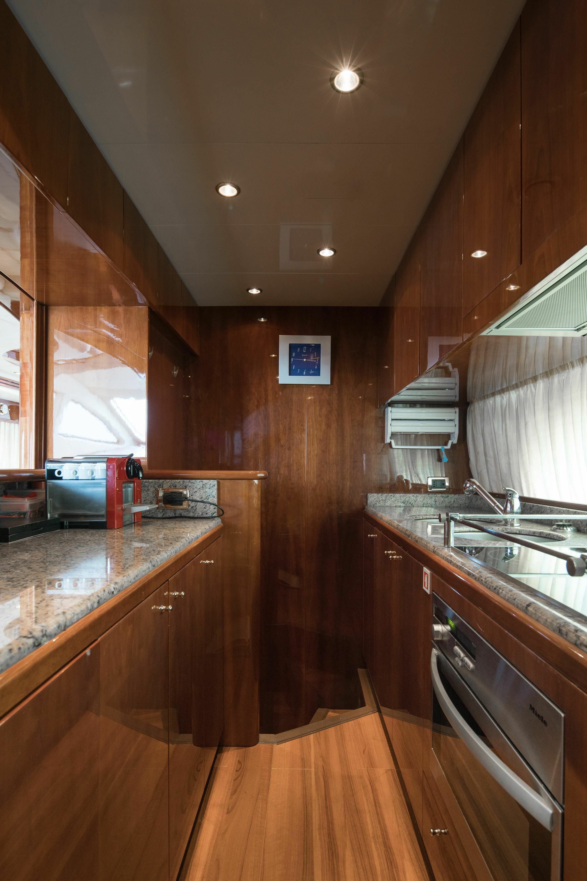 Azimut 80 | The Albatroz