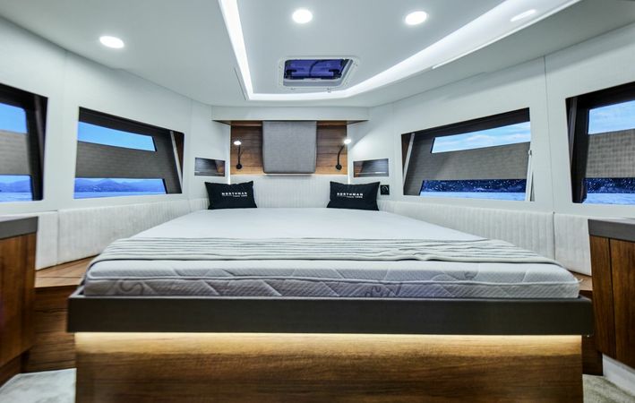 Northman 1050 Trawler | Elegant Freedom