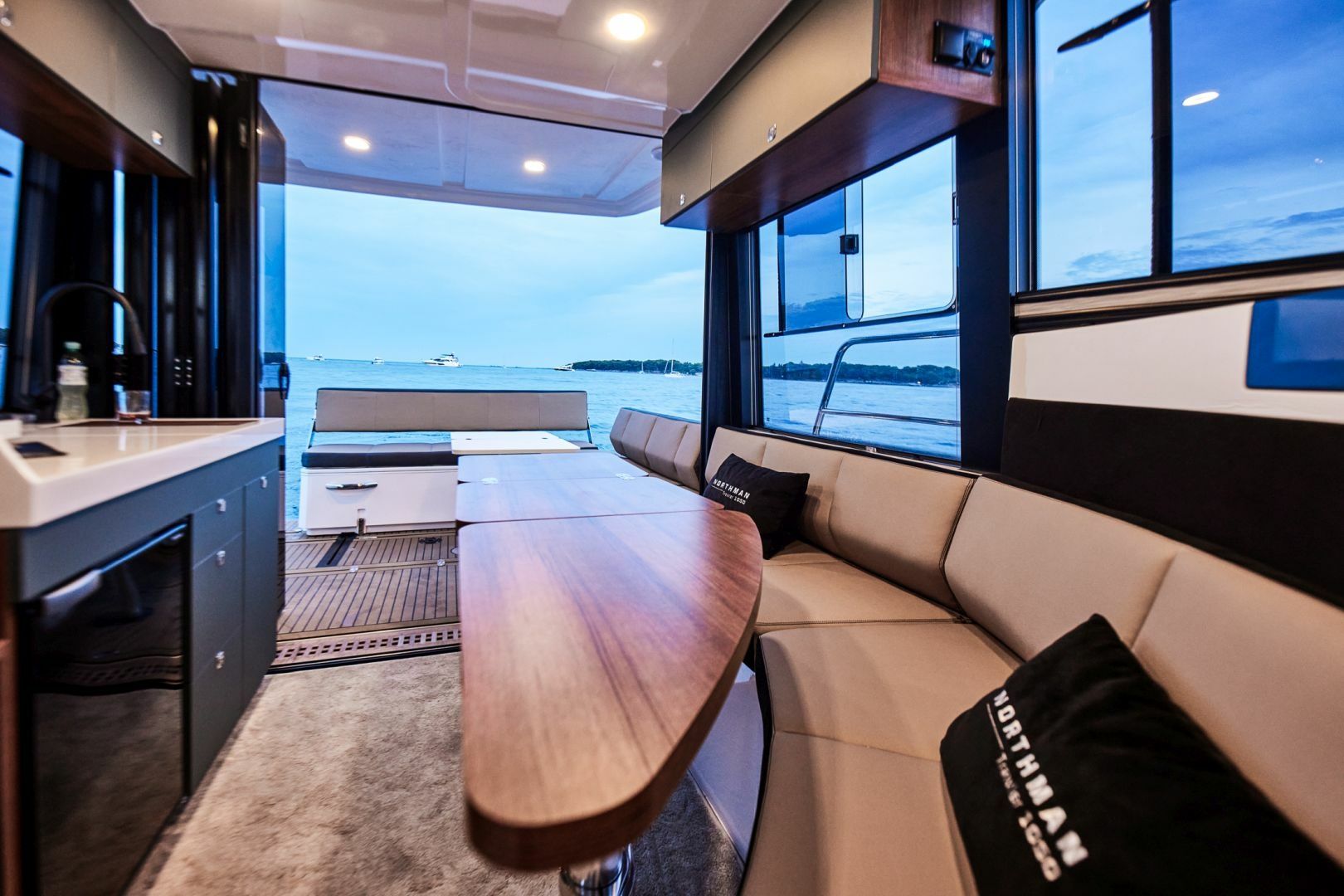 Northman 1050 Trawler | Elegant Freedom
