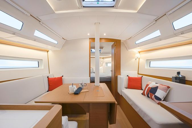 Jeanneau Sun Odyssey 380 | Phos