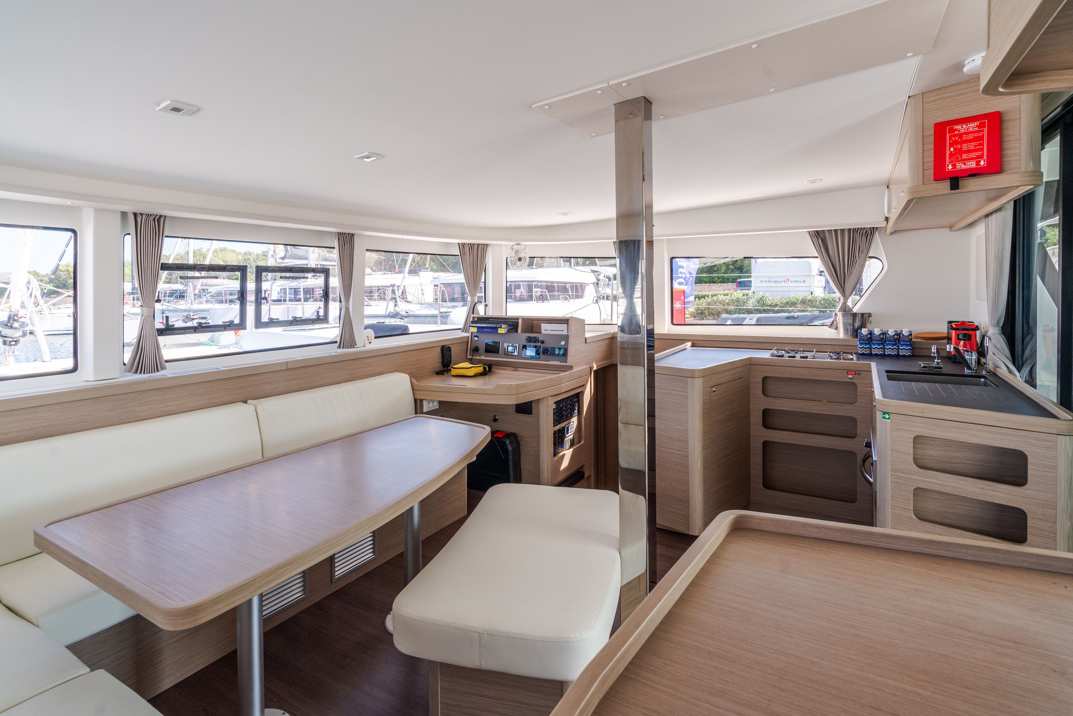 Lagoon 42 | Capovento 2