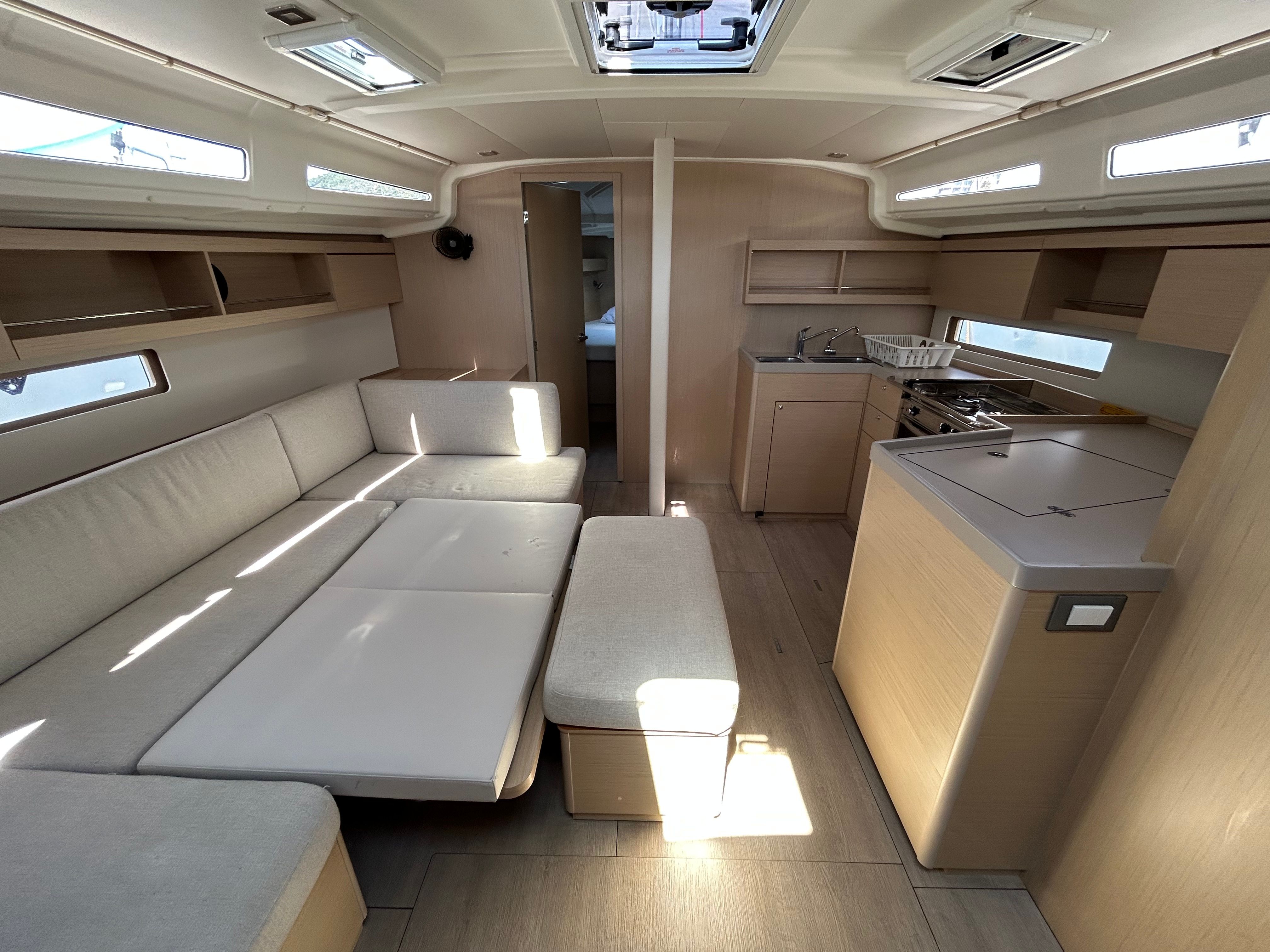 Beneteau Oceanis 40.1 | Lyra