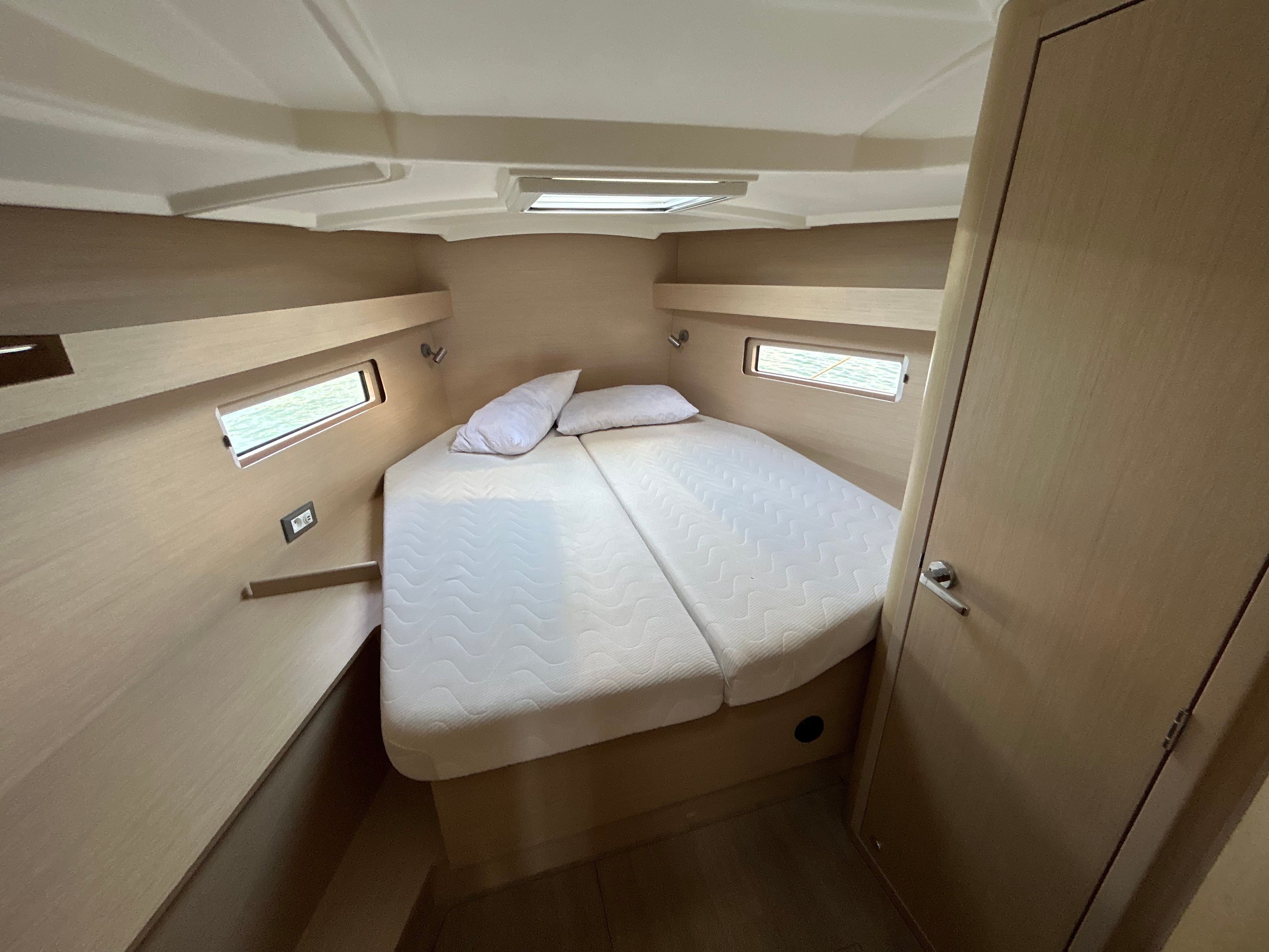 Beneteau Oceanis 40.1 | Lyra