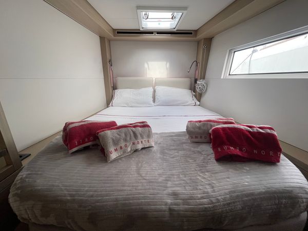 Lagoon 51 | Deb Elli