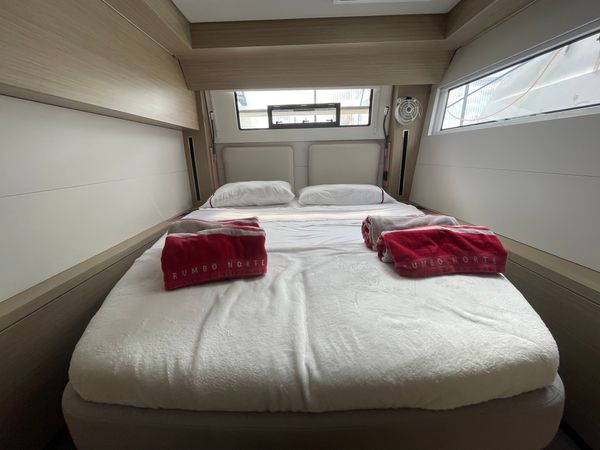 Lagoon 51 | Deb Elli