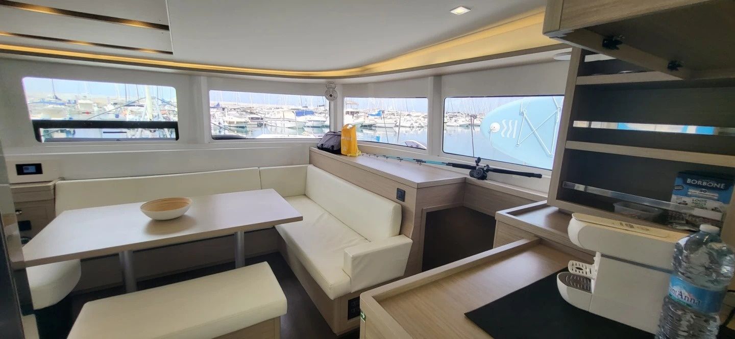 Lagoon 46 | Blue Moon