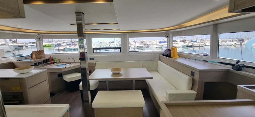 Lagoon 46 | Blue Moon