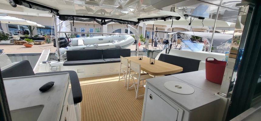 Lagoon 46 | Blue Moon