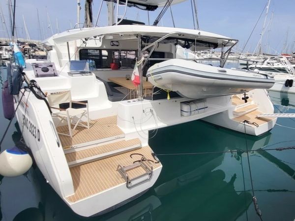 Lagoon 46 | Blue Moon