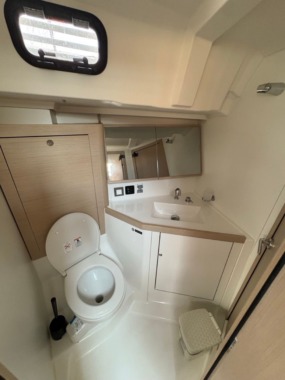 Beneteau Oceanis 46.1 | Aeolia