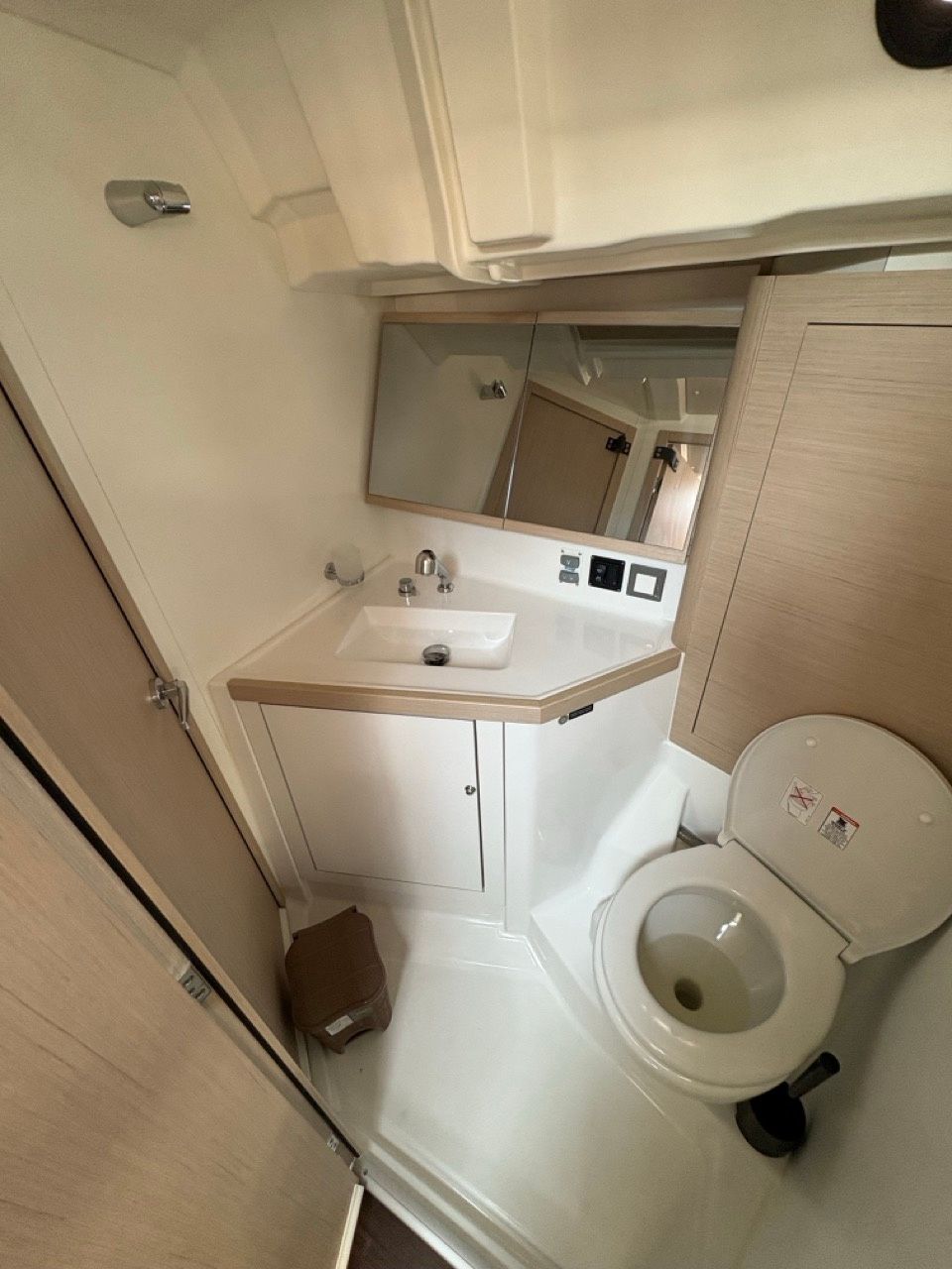 Beneteau Oceanis 46.1 | Aeolia