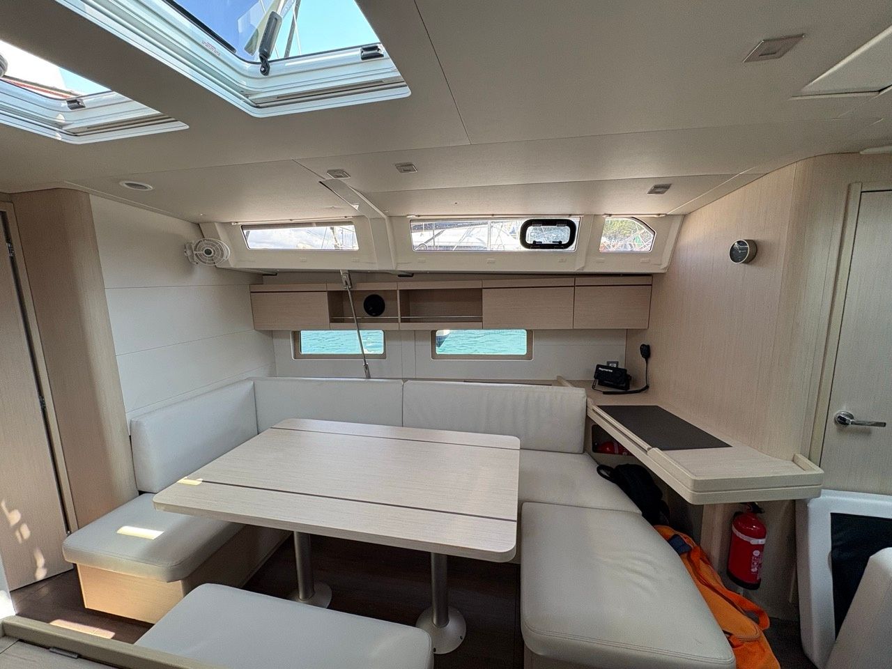 Beneteau Oceanis 46.1 | Aeolia