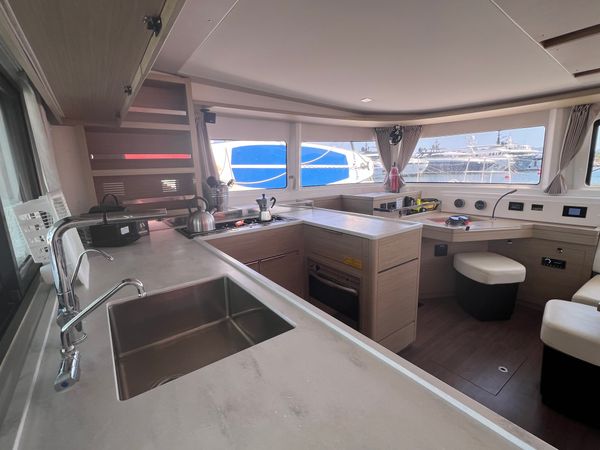 Lagoon 46 | Marea