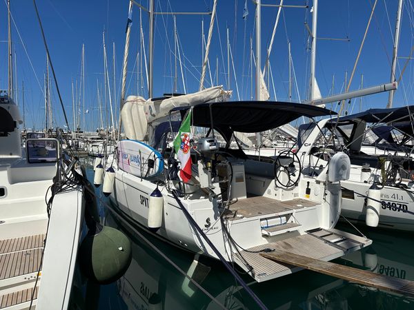 Beneteau Oceanis 37.1 | Aurora