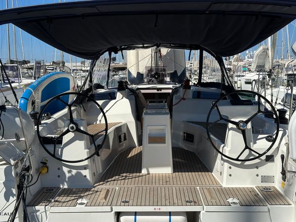 Beneteau Oceanis 37.1 | Aurora