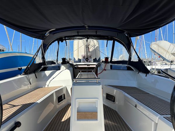 Beneteau Oceanis 37.1 | Aurora