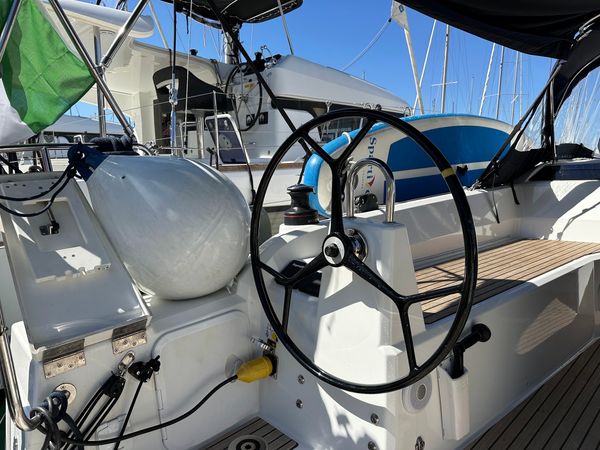Beneteau Oceanis 37.1 | Aurora