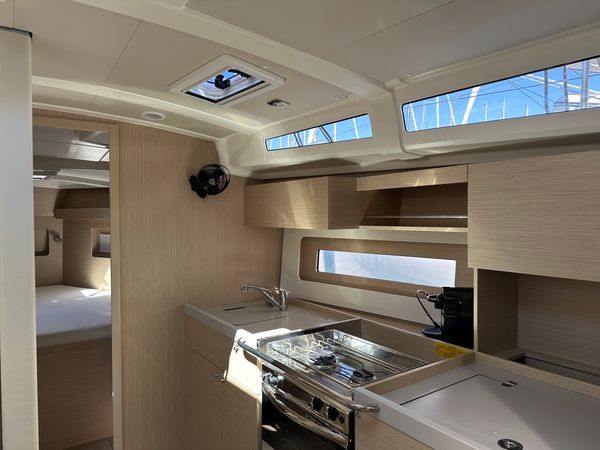 Beneteau Oceanis 37.1 | Aurora