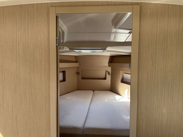 Beneteau Oceanis 37.1 | Aurora