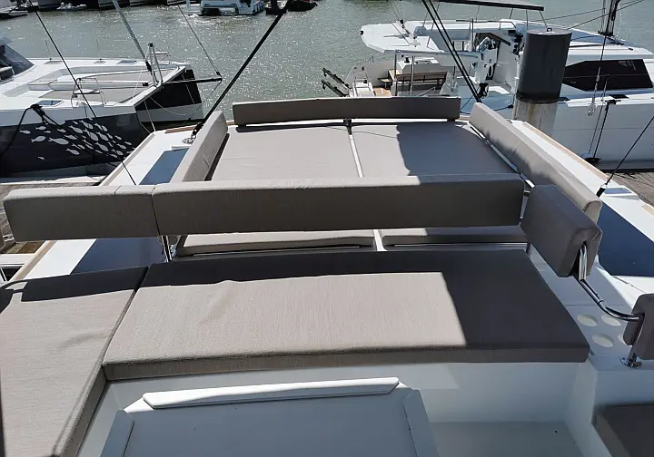 Bali 4.6 | Moderna
