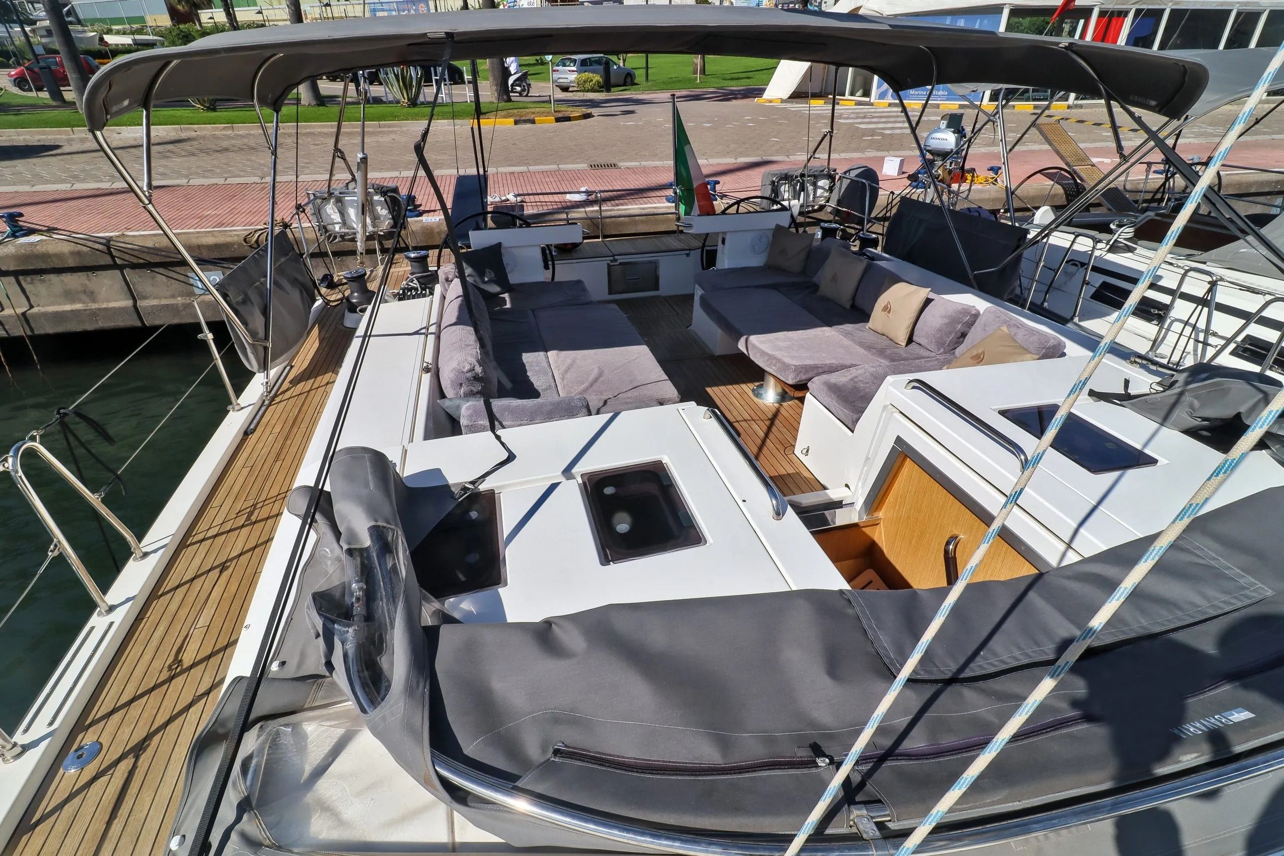 Bavaria C57 | Maimai