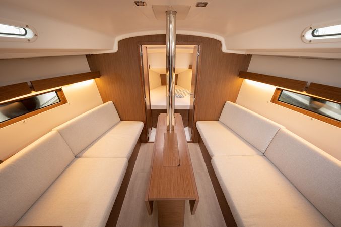 Beneteau Oceanis 34 | Infinity