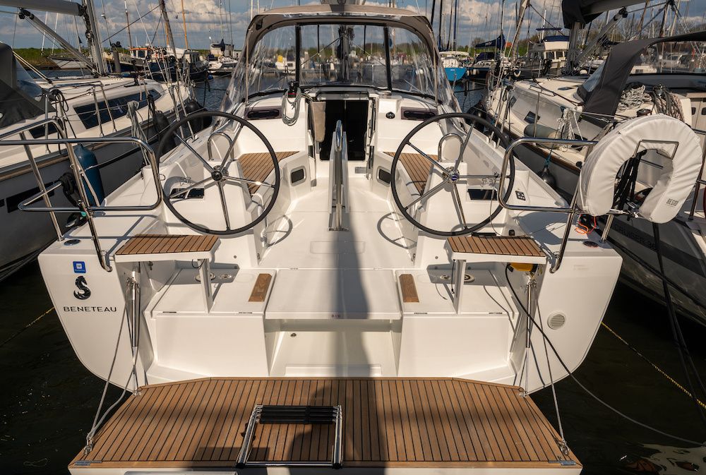 Beneteau Oceanis 34 | Infinity