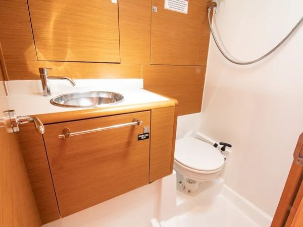 Jeanneau Sun Odyssey 449 | Dimitra