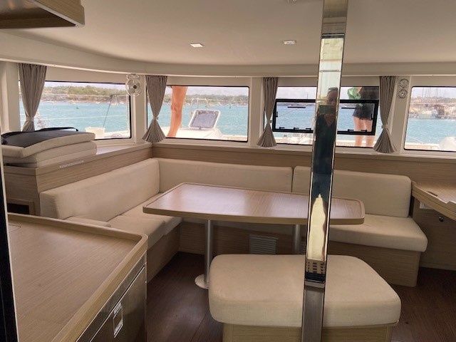 Lagoon 42 | Laurencia