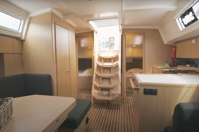 Bavaria C42 | Bluestone