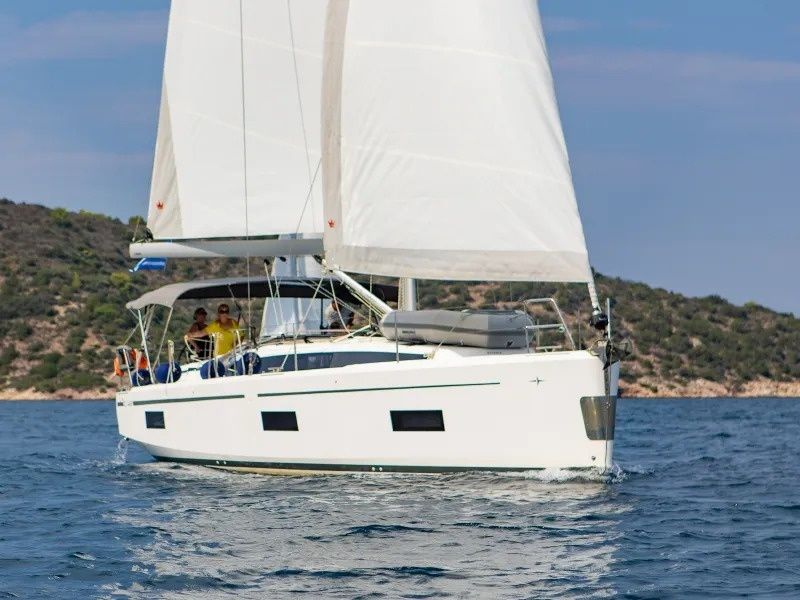 Bavaria C42 | Bluestone