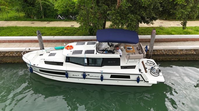 37 Grand