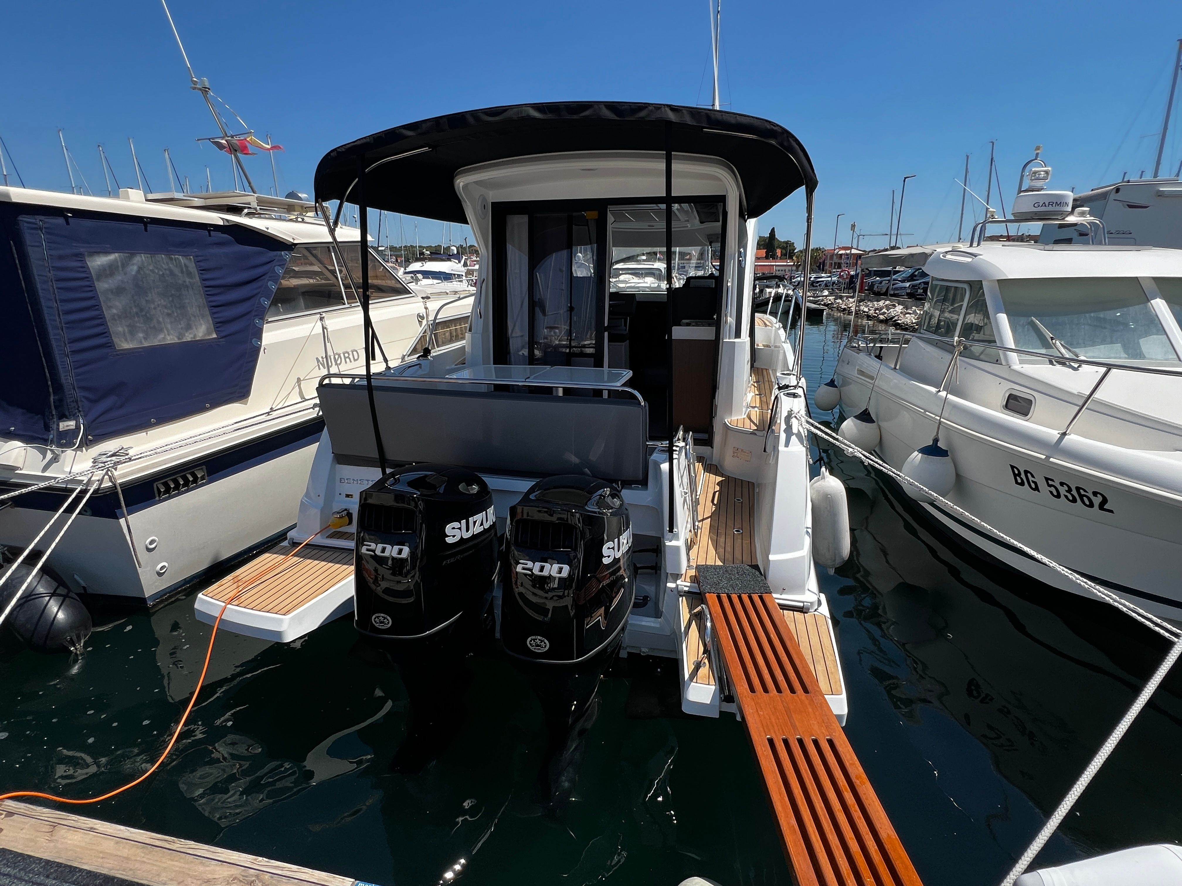 Beneteau Antares 9 | Ana