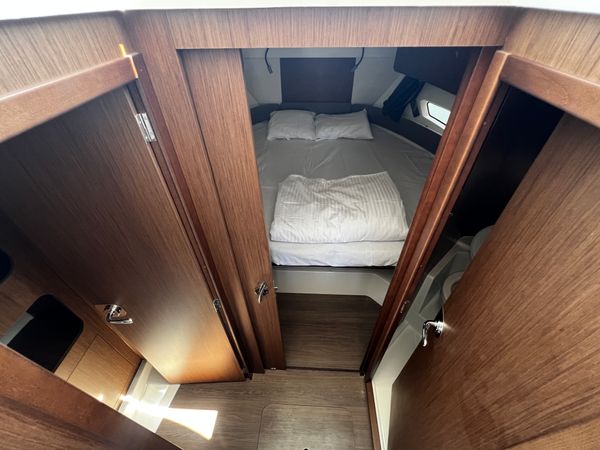 Beneteau Antares 9 | Ana